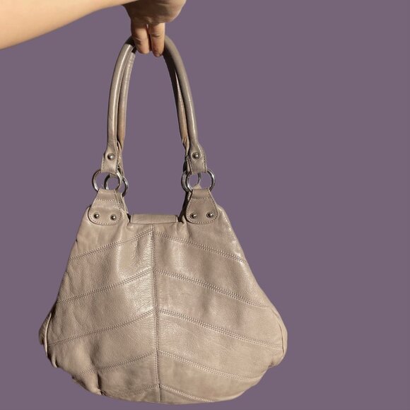 COPY - Steve Madden Leather Bag - Picture 2 of 11